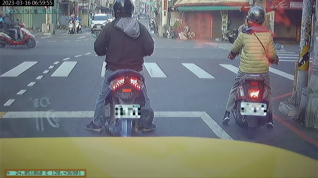 中市環保局率先攜手小黃車隊擴大管制移動污染源，呼籲烏賊車汰污減碳愛地球_圖片